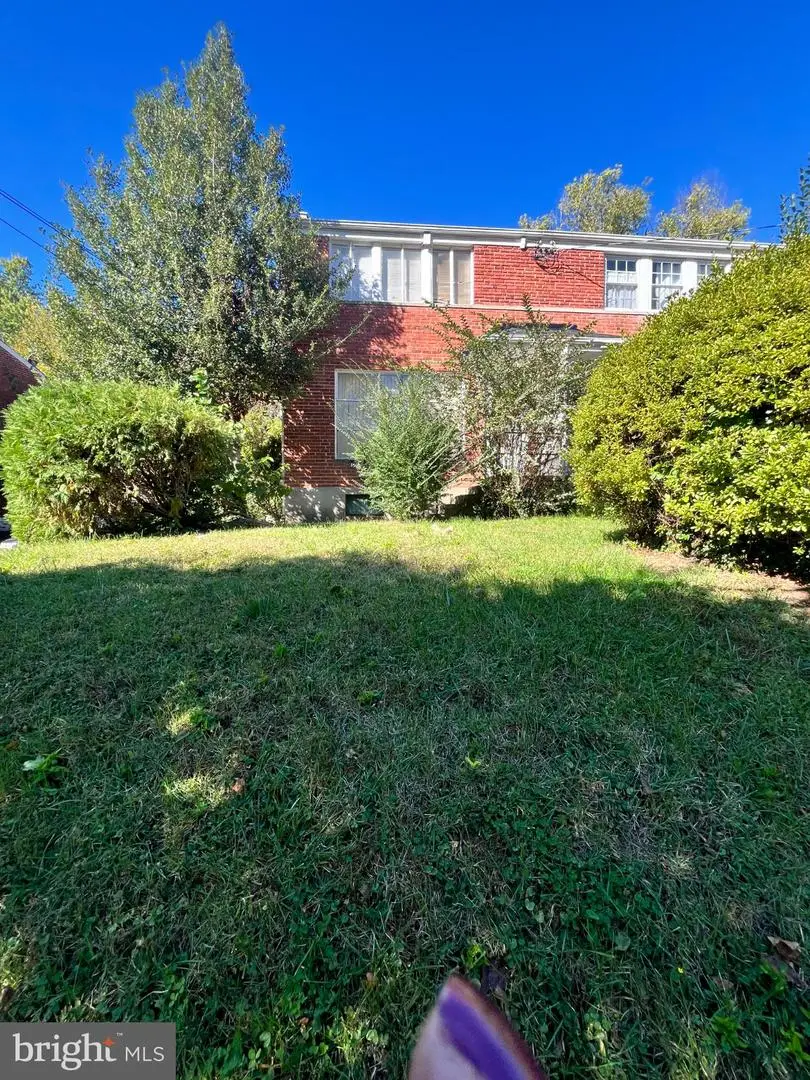 12200 Dalewood Dr, Silver Spring, MD 20902 - #1
