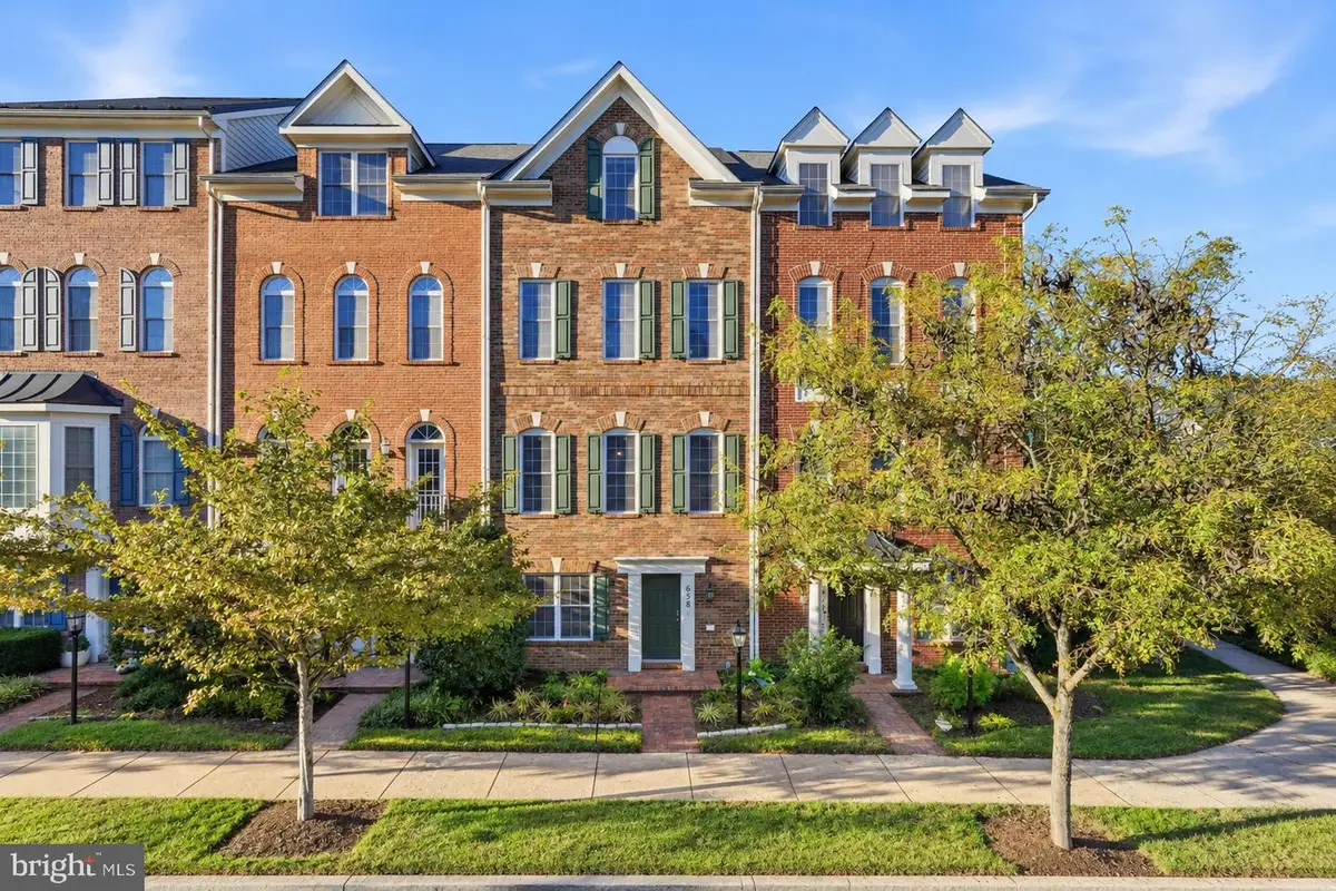 658 Raven Ave, Gaithersburg, MD 20877 - #1