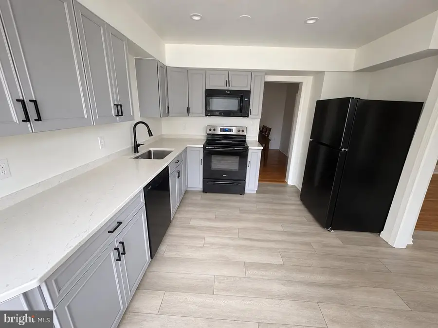9692 Kanfer Ct, Gaithersburg, MD 20886 - #2