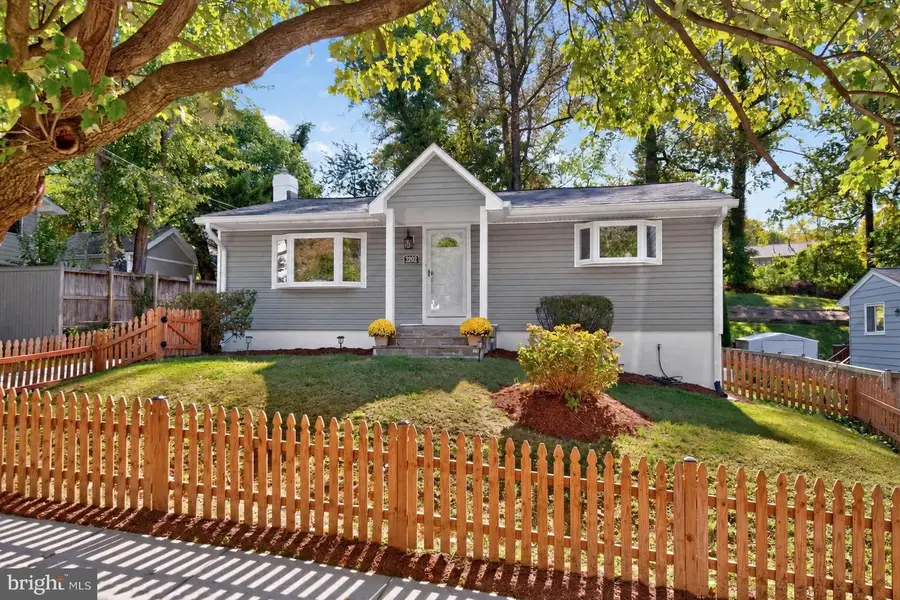 3202 Blueford Rd, Kensington, MD 20895 - #3