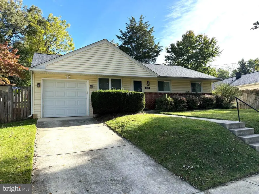 4209 Federal St, Rockville, MD 20853 - #2
