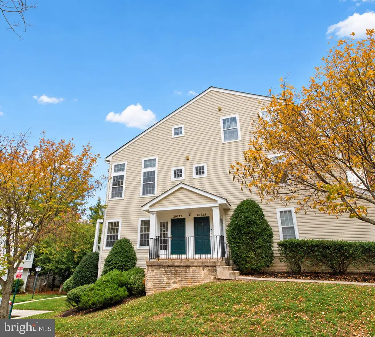 20527 Golf Course Dr, Germantown, MD 20874 - #1