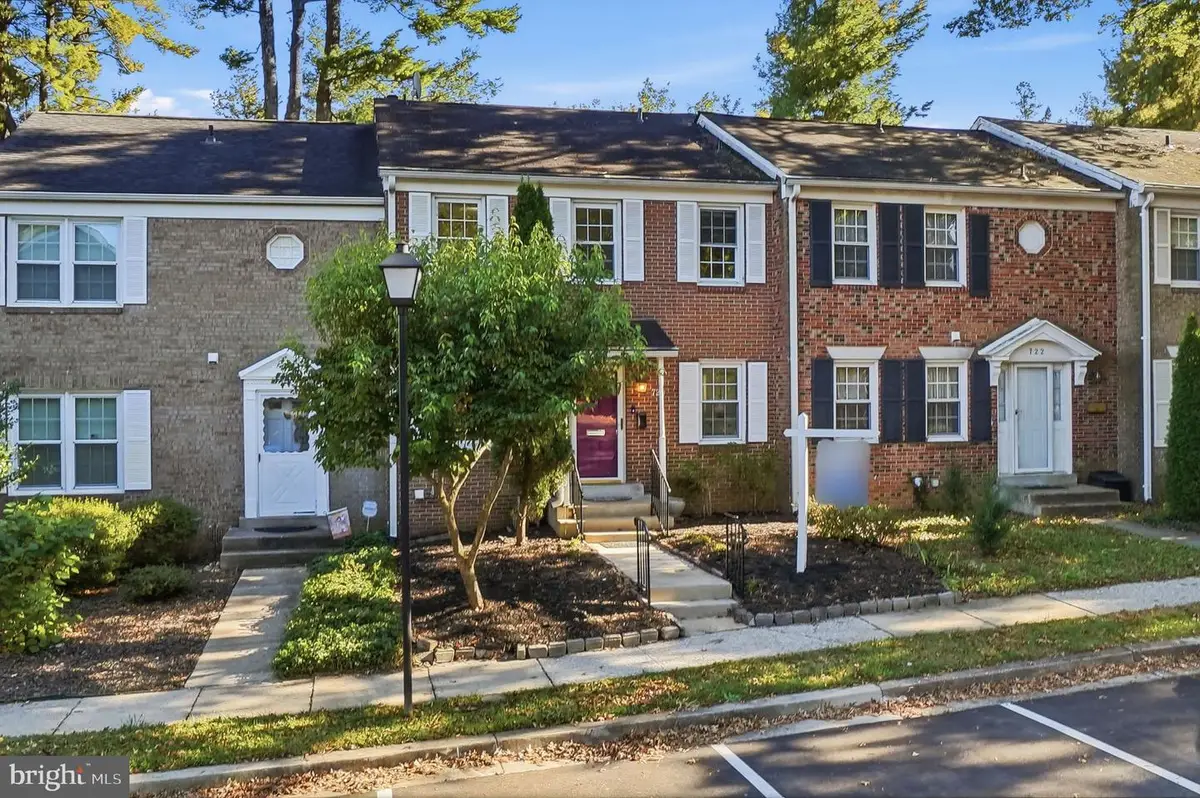 720 Gormley Dr, Rockville, MD 20850 - #1