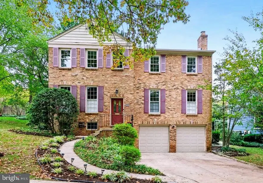 8041 Ellingson Dr, Chevy Chase, MD 20815 - #1