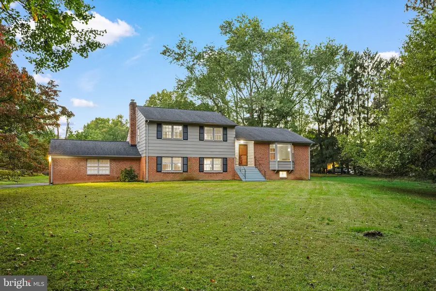 15716 Jones Ln, Gaithersburg, MD 20878 - #2