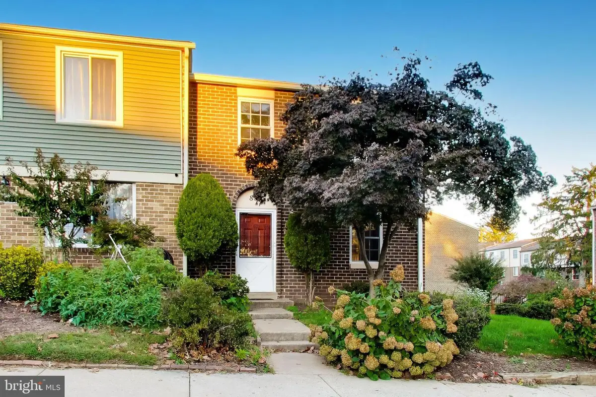 894 W Side Dr #15-j, Gaithersburg, MD 20878 - #1