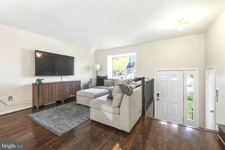 18009 Sunset River Ct, Olney, MD 20832 - #3