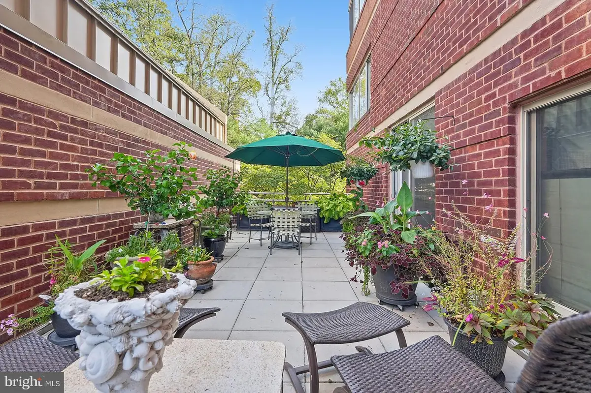 5800 Nicholson Ln #1-207, North Bethesda, MD 20852 - #1