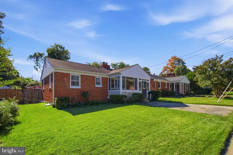 1904 Alberti Dr, Silver Spring, MD 20902 - #3