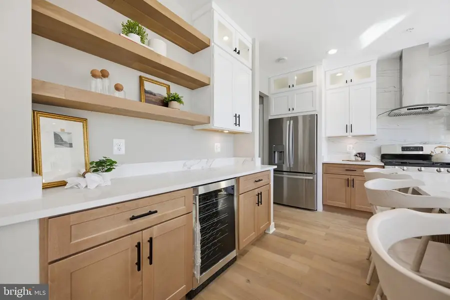 607 Burgundy Dr, Rockville, MD 20850 - #3