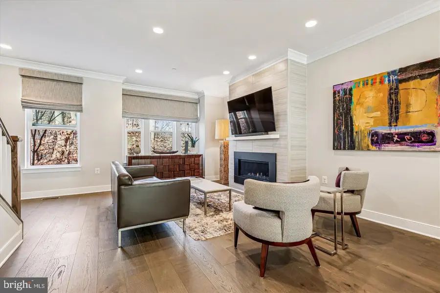 10340 Grosvenor Pl, North Bethesda, MD 20852 - #2