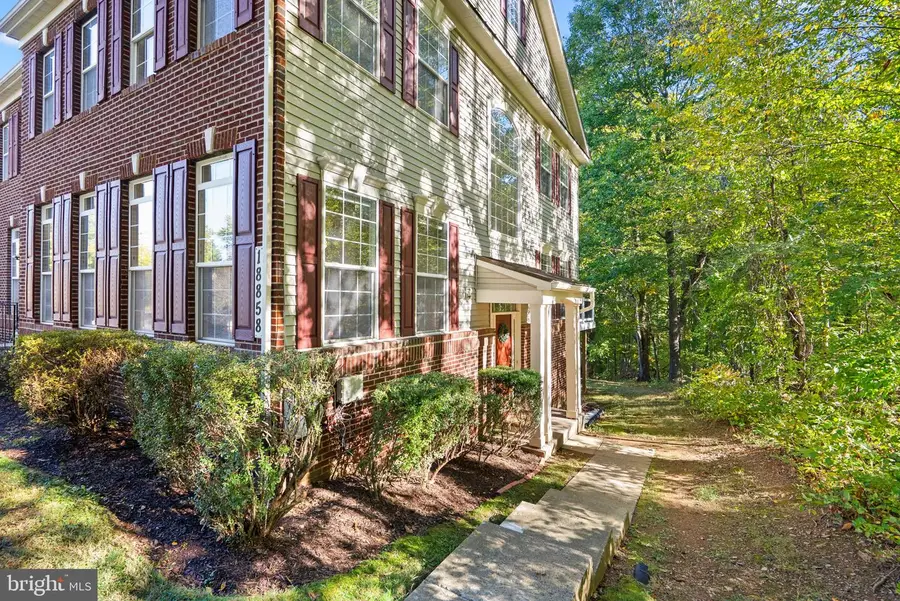 18858 Broken Oak Rd, Boyds, MD 20841 - #3