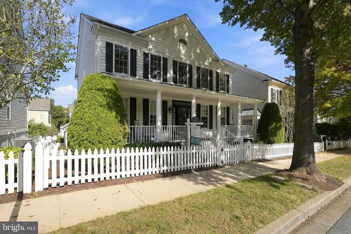 934 Rockborn St, Gaithersburg, MD 20878 - #1