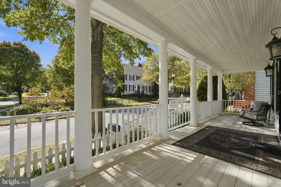 934 Rockborn St, Gaithersburg, MD 20878 - #3