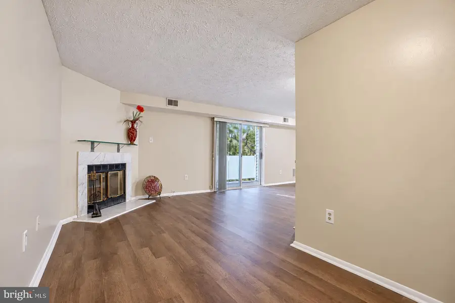 12213 Peach Crest Dr #904-g, Germantown, MD 20874 - #3