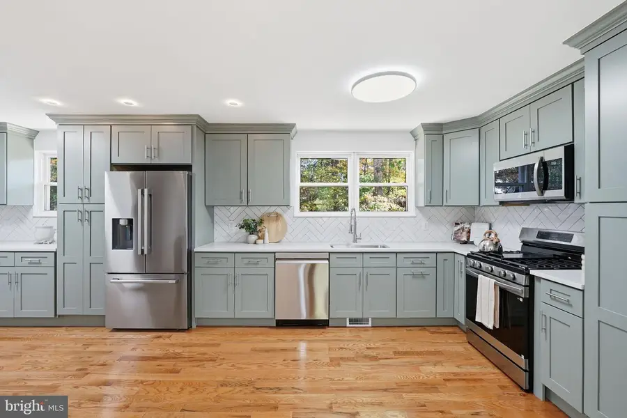 8910 Alliston Hollow Way, Gaithersburg, MD 20879 - #3