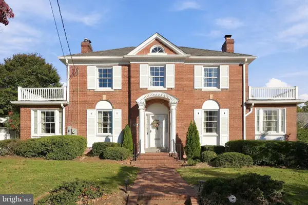 1907 Rookwood Rd, SILVER SPRING, MD 20910