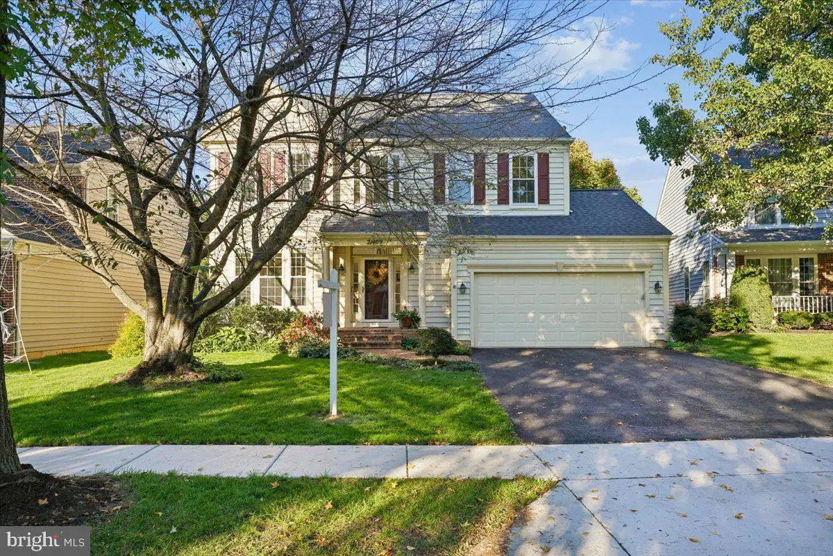 21409 Emerald Dr, Germantown, MD 20876 - #1