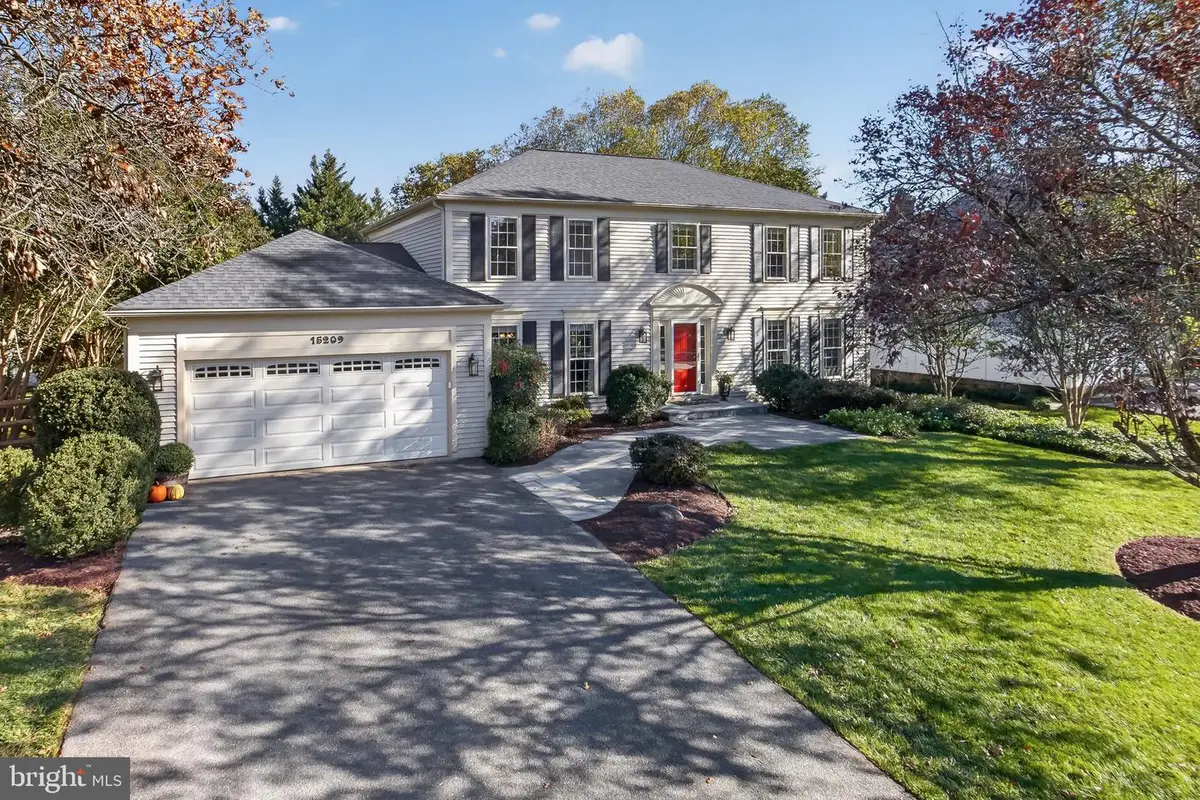 15209 Jones Ln, North Potomac, MD 20878 - #1