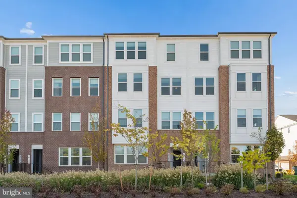 16142 Frederick Rd #24, ROCKVILLE, MD 20850