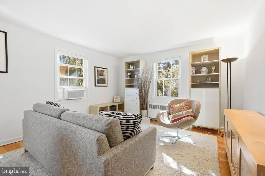 2408 Colston Dr #302, Silver Spring, MD 20910 - #3