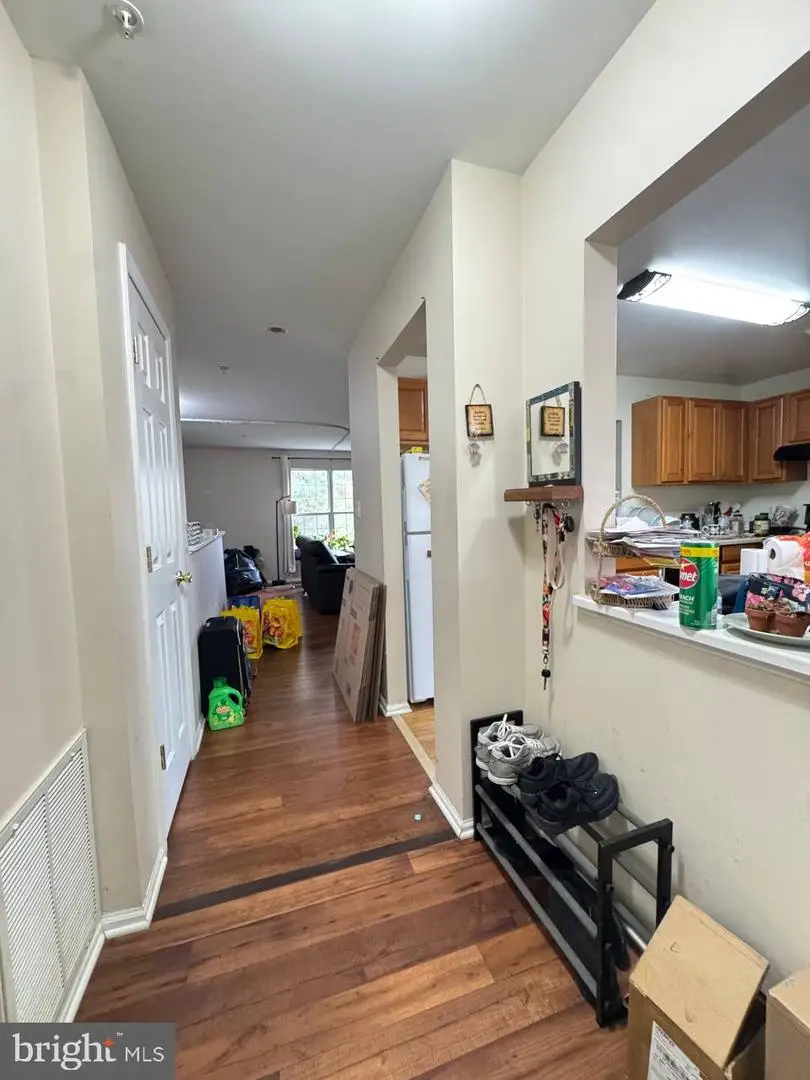 20053 Dunstable Cir #305, Germantown, MD 20876 - #2
