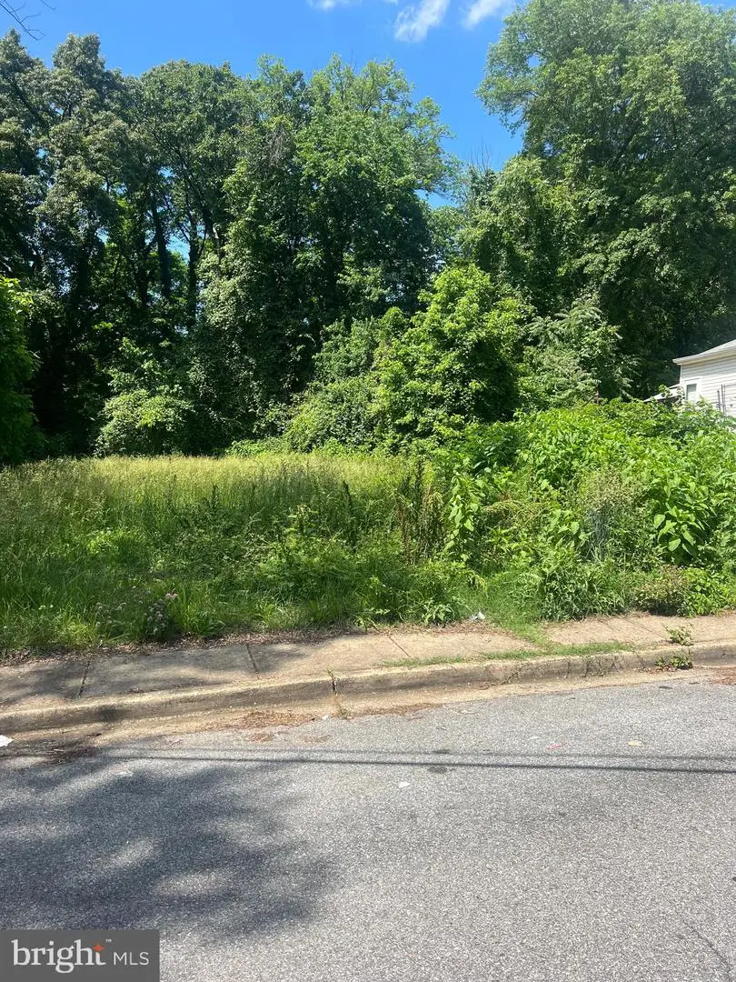 4810 Leroy Gorham Dr, Capitol Heights, MD 20743 - Image #2