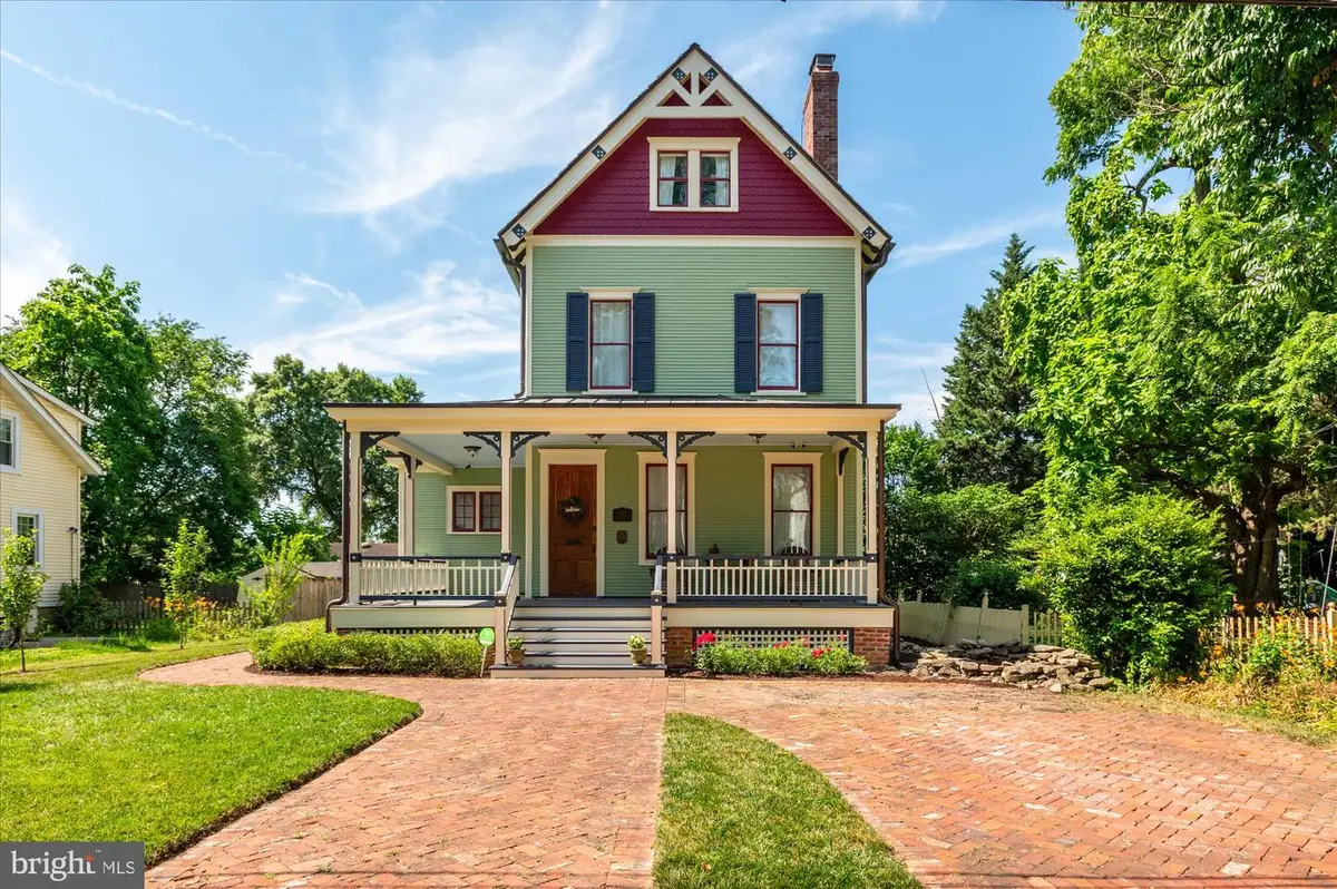 4711 Oliver St, Riverdale, MD 20737 - Image #1