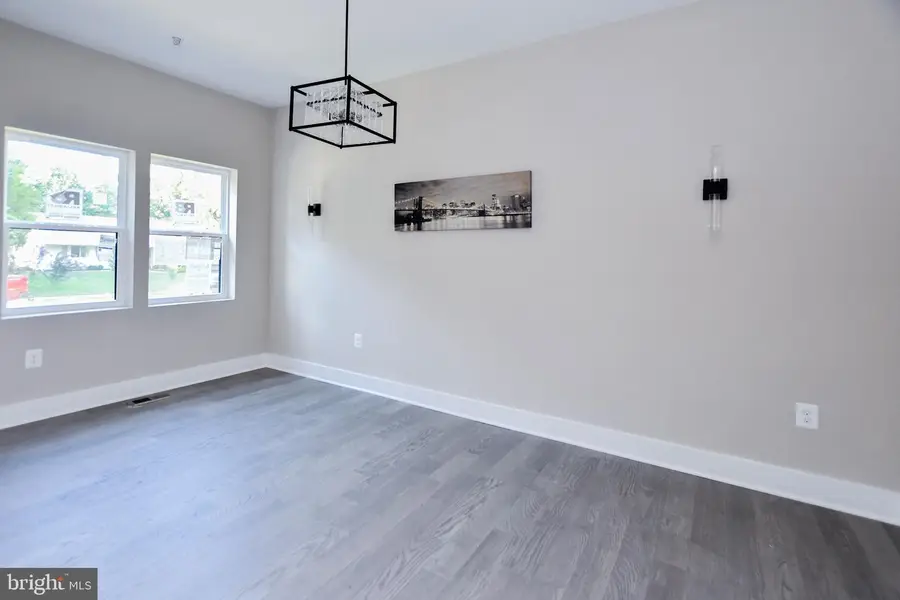 16305 Ayrwood Ln, Bowie, MD 20716 - Image #2