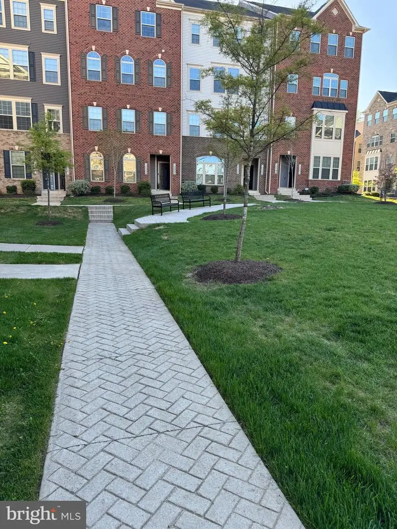 10111 Dorsey Ln #18, Lanham, MD 20706 - Image #3