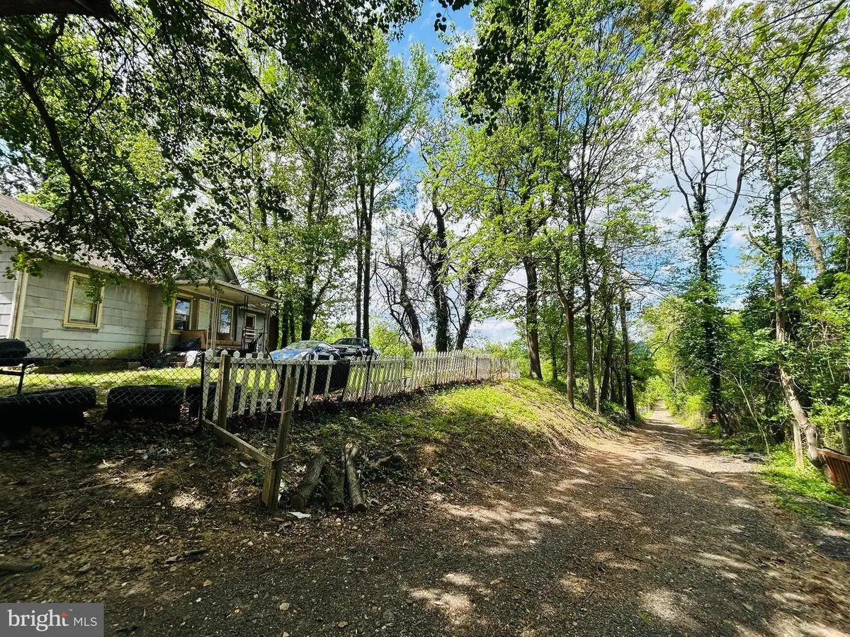 1701 Ferguson Ln, Fort Washington, MD 20744 - Image #1