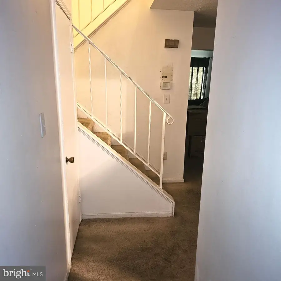 5814 Folgate Ct, Capitol Heights, MD 20743 - Image #3