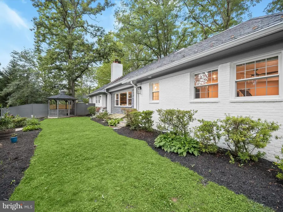 4119 Woodberry St, University Park, MD 20782 - Image #3