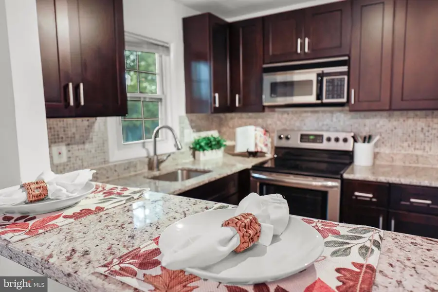 5802 Shepherd Ln, Lanham, MD 20706 - Image #2