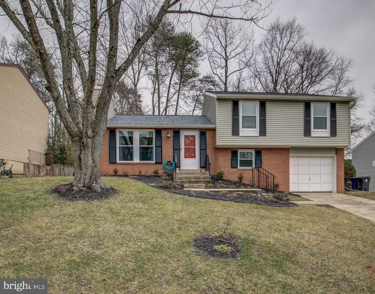 9907 Treetop Ln, Lanham, MD 20706 - Image #1