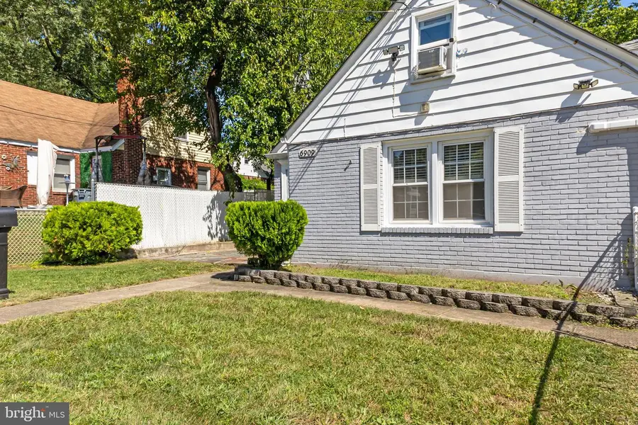 6909 Standish Dr, Hyattsville, MD 20784 - Image #3