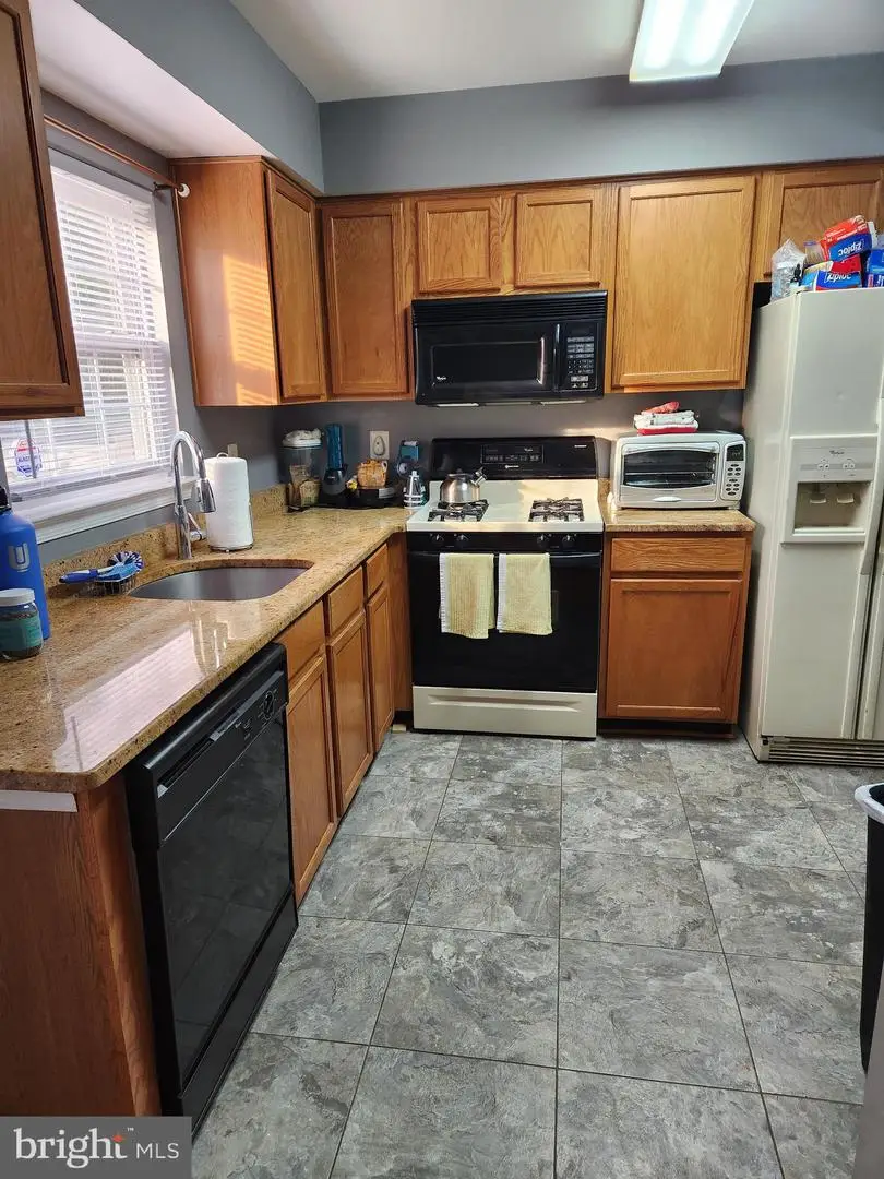 6204 E Hil Mar Cir, District Heights, MD 20747 - Image #2