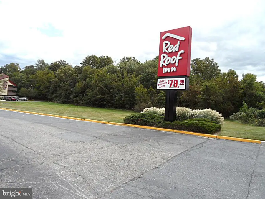 12513 Laurel Bowie Rd, Laurel, MD 20708 - Image #2