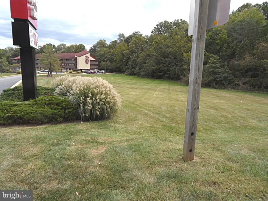 12513 Laurel Bowie Rd, Laurel, MD 20708 - Image #3