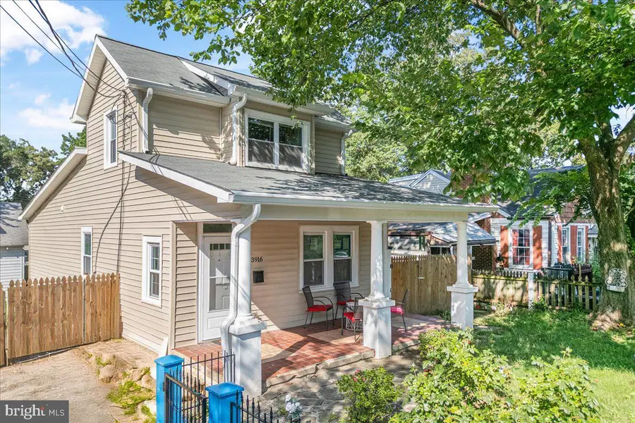 3916 Nicholson St, Hyattsville, MD 20782 - Image #2