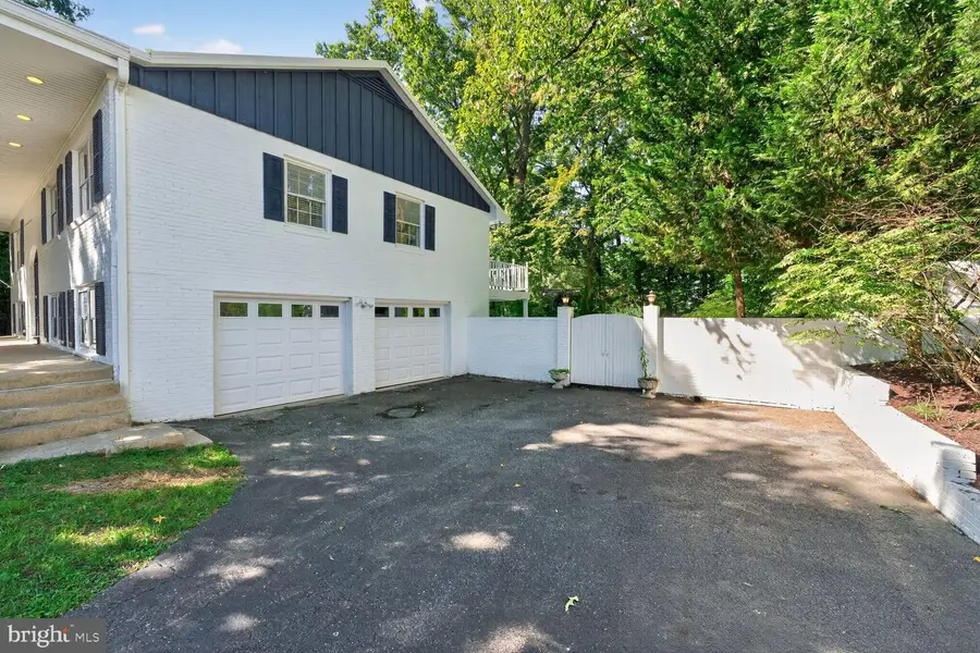 12205 Firth Of Tae Dr, Fort Washington, MD 20744 - Image #2