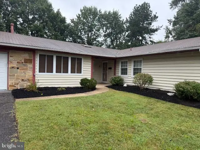 16216 Audubon Ln, Bowie, MD 20716 - Image #2