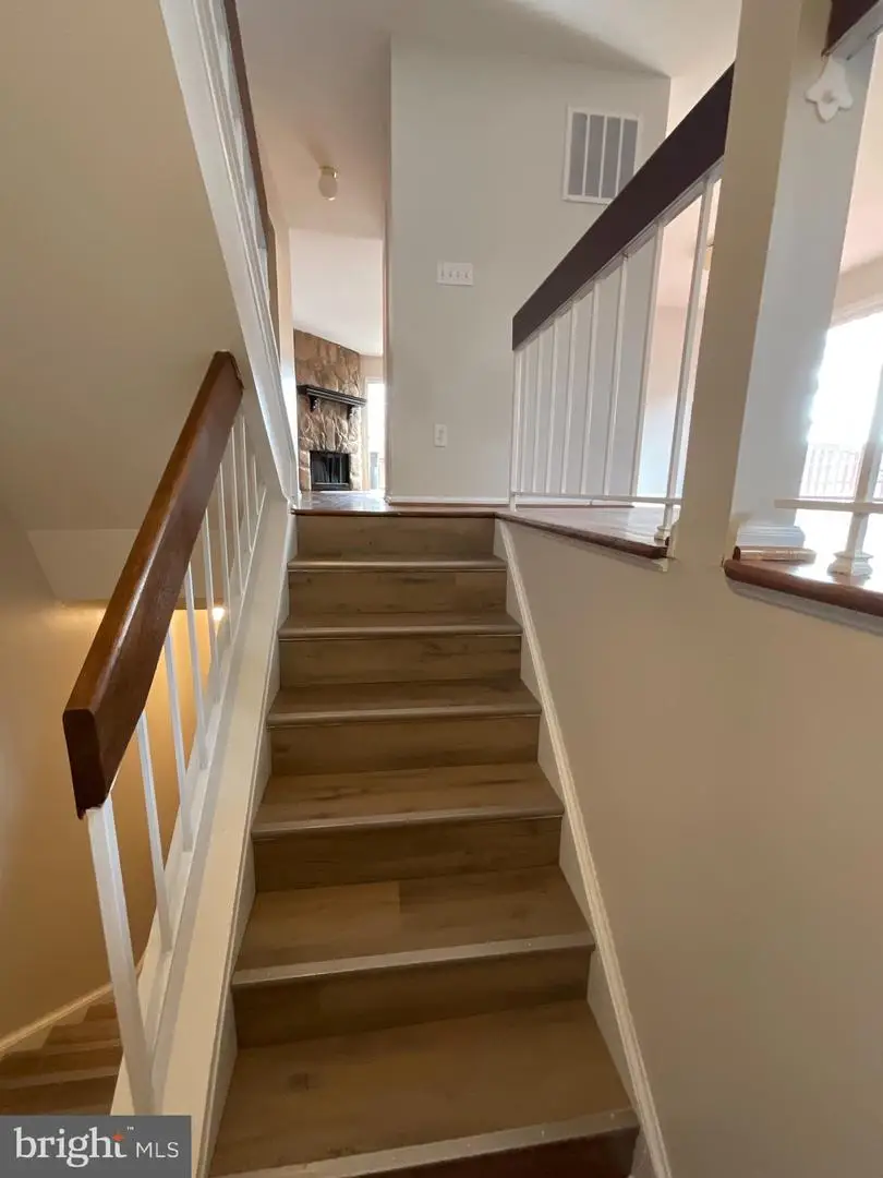 6901 Woodstream Ln, Lanham, MD 20706 - Image #2