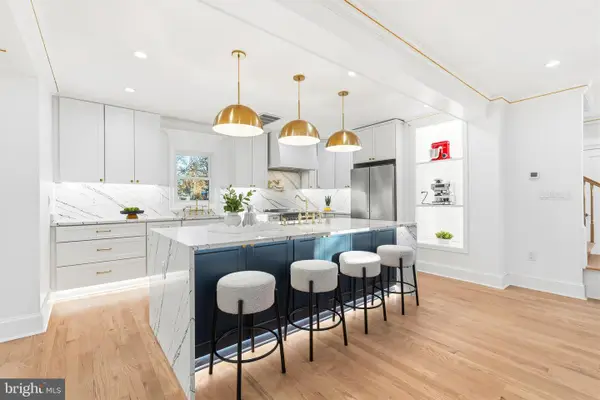 6218 Suitland Rd, SUITLAND, MD 20746