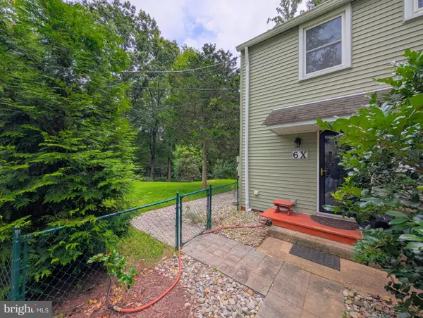 6-x Plateau Pl, GREENBELT, MD 20770