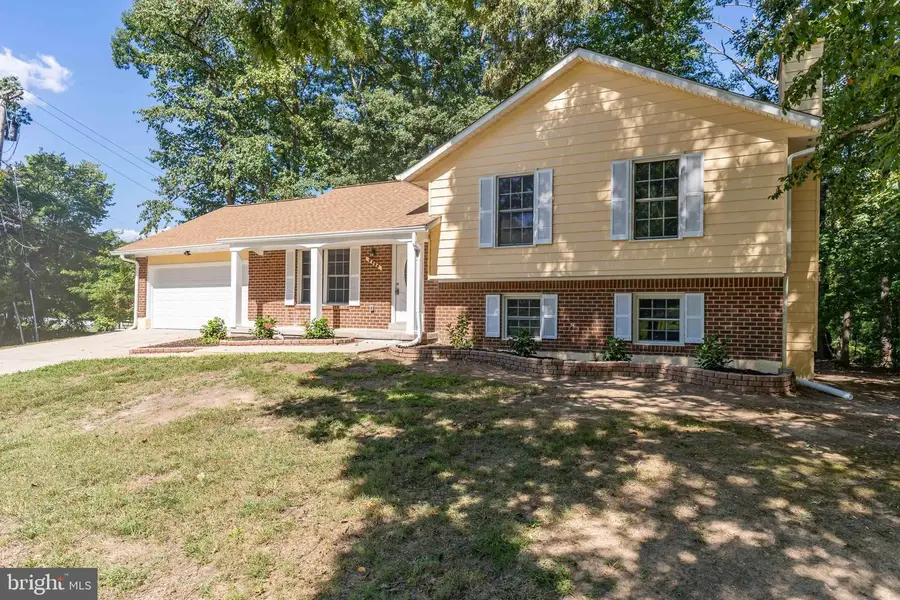9900 Quiet Glen Ct, Upper Marlboro, MD 20774 - Image #2