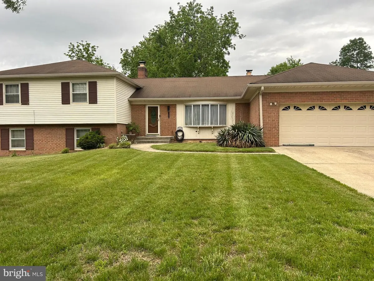 11500 Chantilly Ln, Bowie, MD 20721 - Image #1