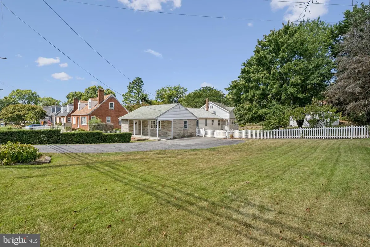 5629 Fisher Rd, Temple Hills, MD 20748 - Image #1