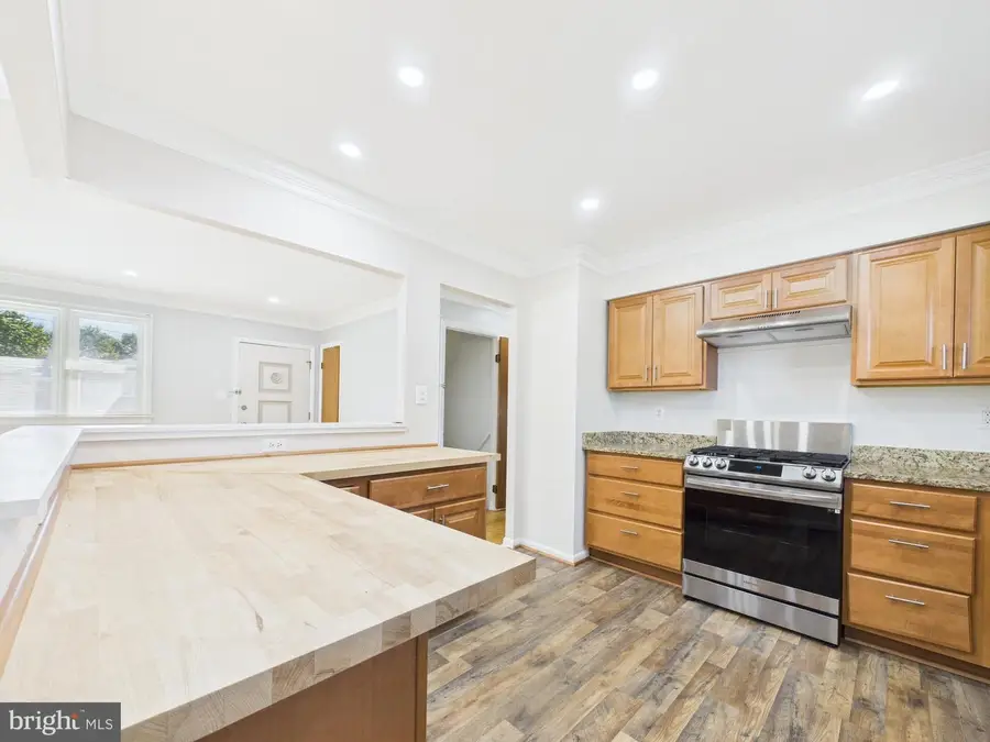 2005 Tinker Dr, Fort Washington, MD 20744 - Image #3