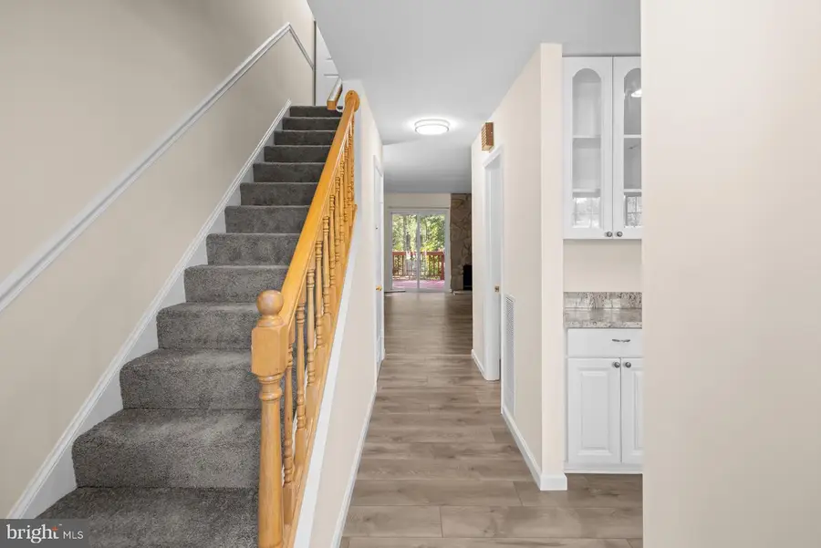 8493 Snowden Oaks Pl, Laurel, MD 20708 - Image #2